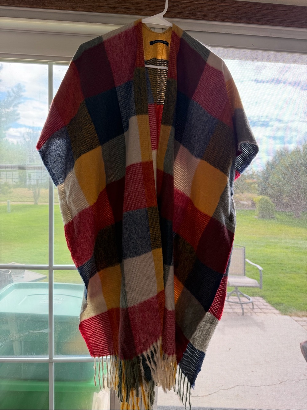 Multicolor Plaid Fringe women’s Sweater Shawl. B134
